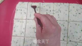 Chive Soda Crackers recipe