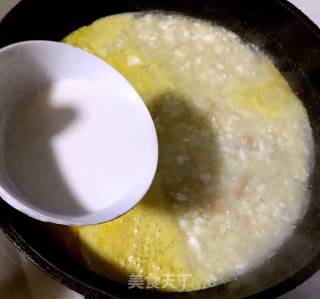 Shrimp, Egg Yolk, Bean Soup recipe