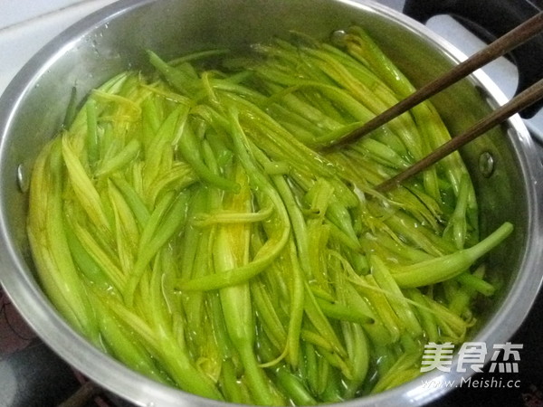 Yellow Mustard Tofu Soup recipe