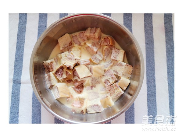 Milky Baked Toast recipe