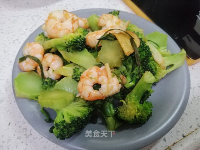 Stir-fried Shrimp with Broccoli and Garlic