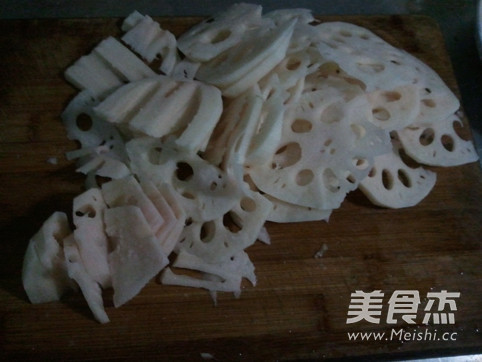 Lotus Root Mixed with Hemp Oil recipe