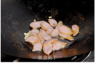 Stir-fried Rape with Hot Dog Fungus recipe