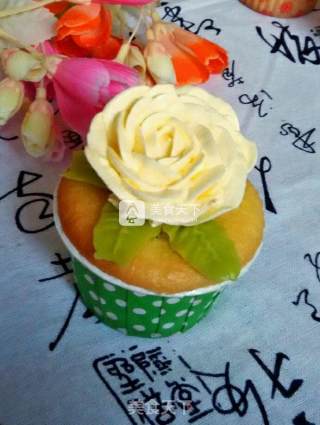 Autumn Chrysanthemum Cupcakes recipe