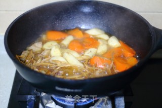 Chicken Drumsticks, Stewed Yam, Carrots and Dried Bamboo Shoots recipe