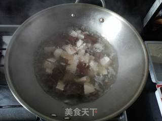 Duck Blood Tofu Soup recipe