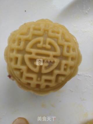 How to Make Mooncakes with Crispy Crust and Cookie Taste recipe