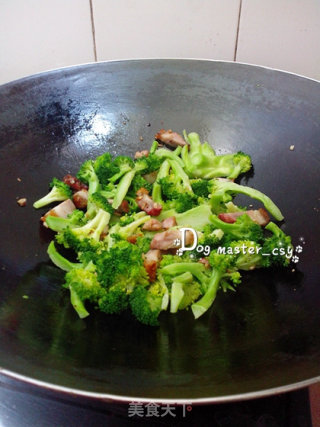 【fried Pork with Broccoli】 recipe