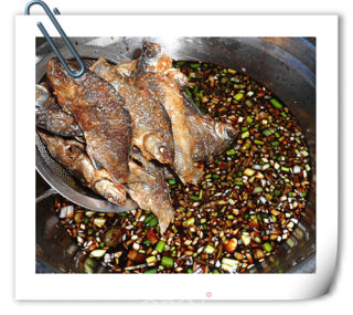 Crispy Crucian Carp recipe