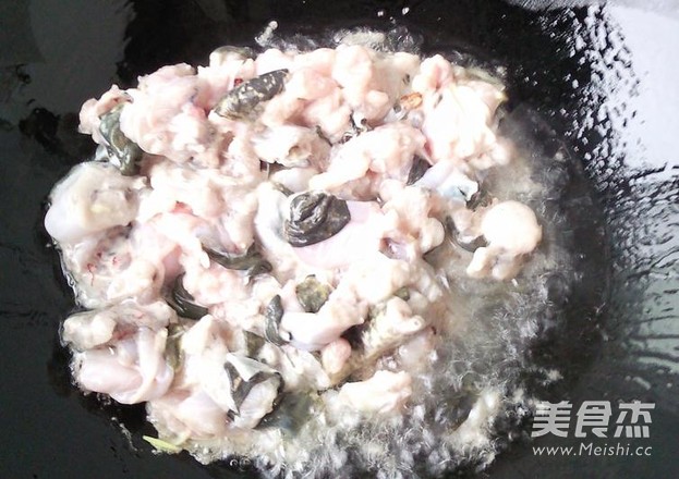 Sichuan Pickled Pepper Bullfrog recipe