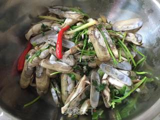 Spicy Fried Razor Clam recipe