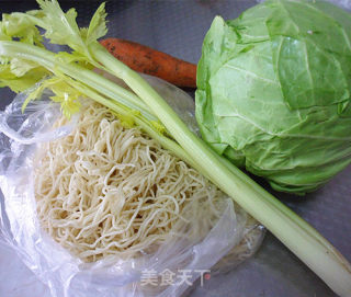 Fried Noodles with Celery in Oyster Sauce recipe