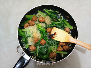Braised Meatballs with Chinese Cabbage Vermicelli recipe