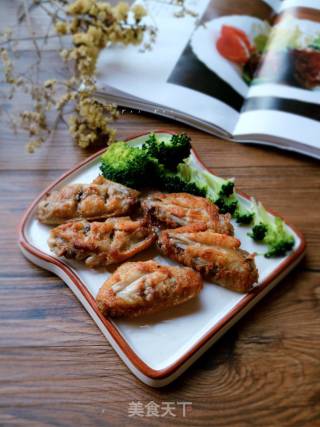 Pan-fried Chicken Wings recipe