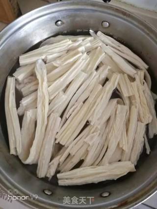 Vermicelli Soup with Green Vegetables and Minced Pork recipe