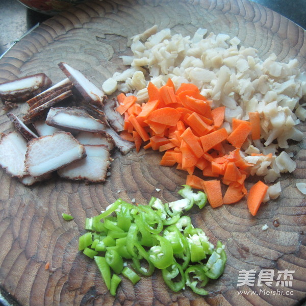 Roasted Bacon with Soy Sauce and Dried Radish recipe