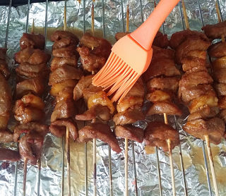 Lamb Kebabs with Sauce recipe