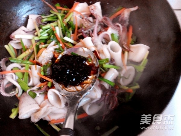 Stir-fried Sea Hare with Leek recipe