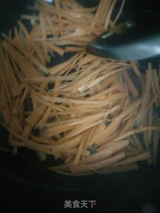 Scrambled Eggs with Carrots recipe