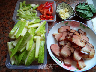 Stir-fried Bacon with Melon recipe