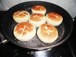 Change to Frying Method-steamed Bun Recipe [boiled Bean Paste Cake] recipe