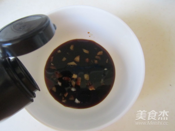 Coriander Preserved Egg Jelly recipe