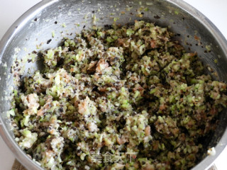 Cucumber Pork Fungus Dumplings recipe