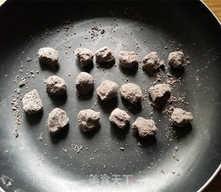 Black Sesame Walnut Mulberry Gnocchi recipe