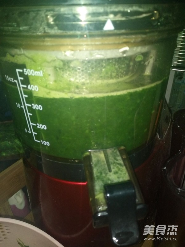 Spinach Juice, Carrot Juice Pasta recipe