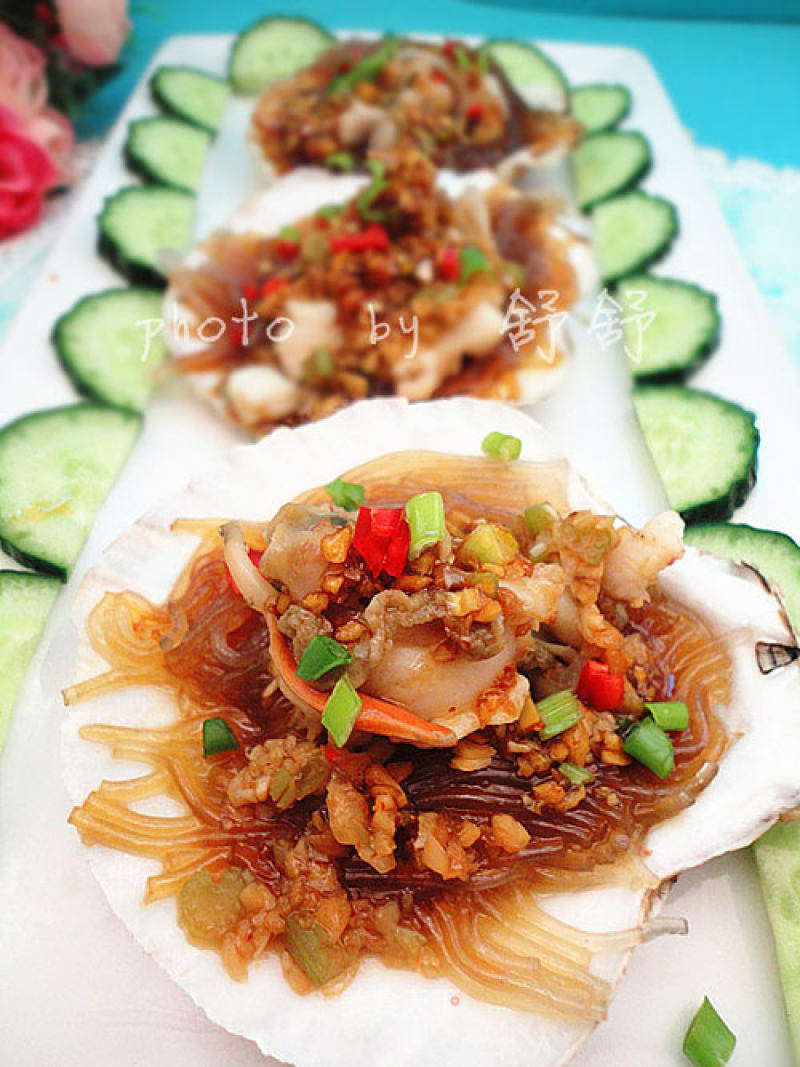 Steamed Scallops with Garlic Fans recipe