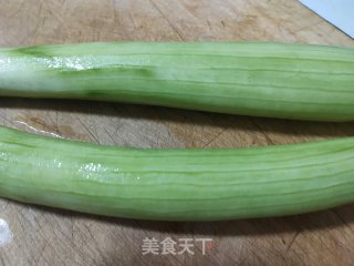 Fried Loofah with Shrimp recipe