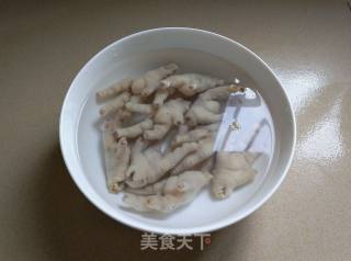 Hot and Sour Chicken Feet recipe