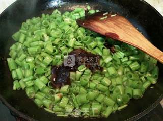 Stir-fried Convolvulus with Minced Pork recipe