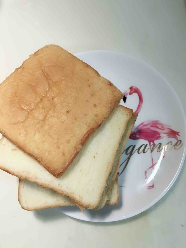 Bread Slices with Guacamole recipe