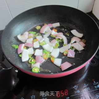 Fried Noodles with Onion recipe