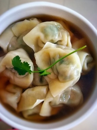 Coriander Meat Wonton recipe