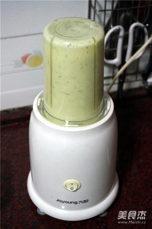 Kiwi Yogurt recipe