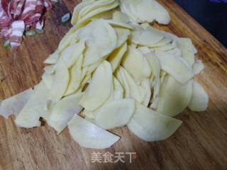 Fried Pork with Potato Chips recipe