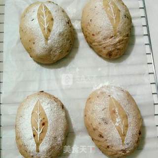Brown Sugar Longan Soft European Bread recipe