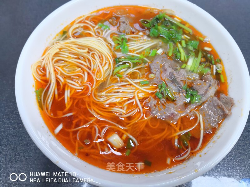 Mellow Beef and Sour Noodle Soup-guiyang, Guizhou. Kaixinbaogu recipe