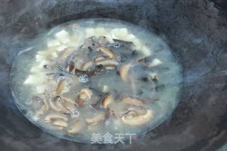 Healthy and Delicious Squid Hot and Sour Soup During Festivals recipe