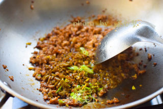 Capers Minced Pork Noodles recipe