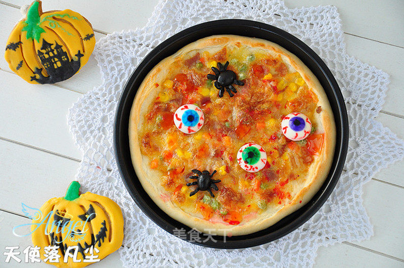 Halloween Screaming Pizza recipe