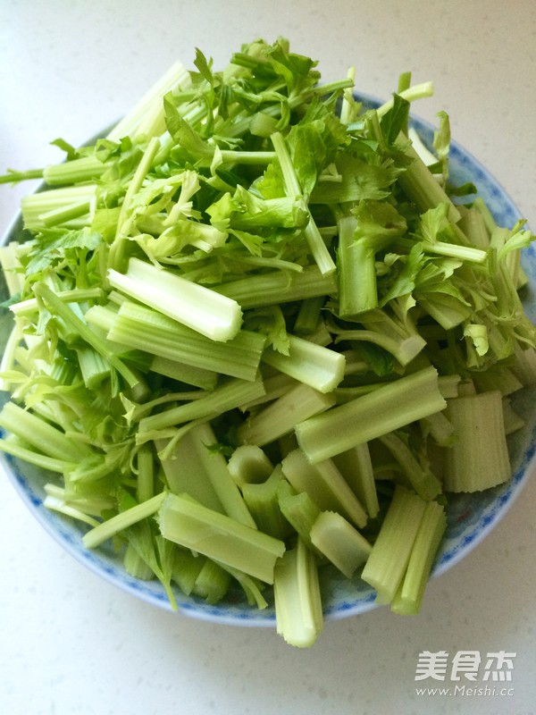 Celery Sauteed Dry recipe