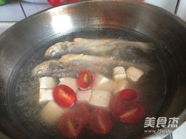 Fresh Fish and Sheep recipe