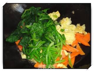 Scrambled Eggs with Spinach recipe