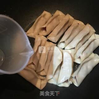 Fresh Meat Pot Stickers recipe