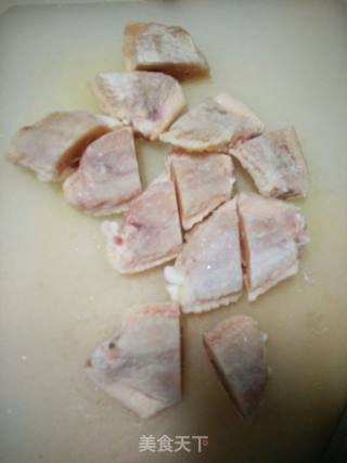 Steamed Chicken Wings with Tricholoma recipe