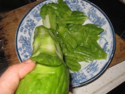 Bitter Melon with Black Sesame Sauce recipe