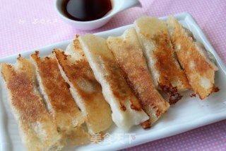 Taiwanese Pot Stickers recipe